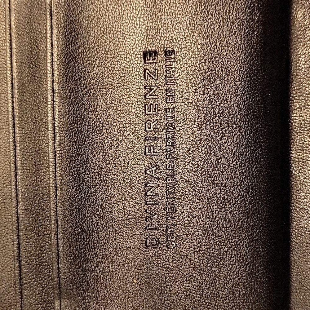 Divina Firenze Genuine Leather Made In Italy Monogram Wallet in Dark Mustard - Picture 3 of 9